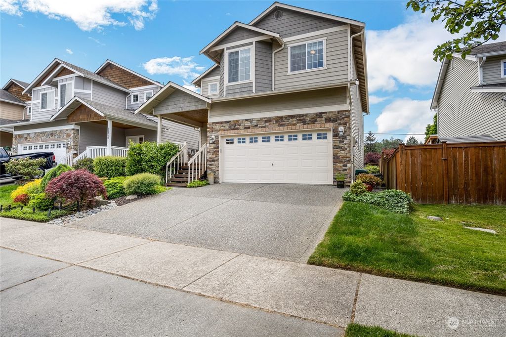 Photo of 11706 51st Drive SE, Everett, WA 98208 (MLS # 2076377)