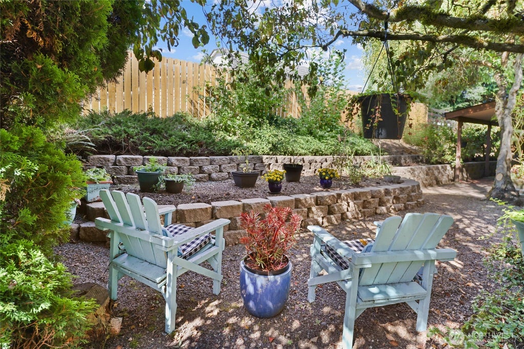Photo of 19701 128th Court NE, Bothell, WA 98011 (MLS # 2569067)