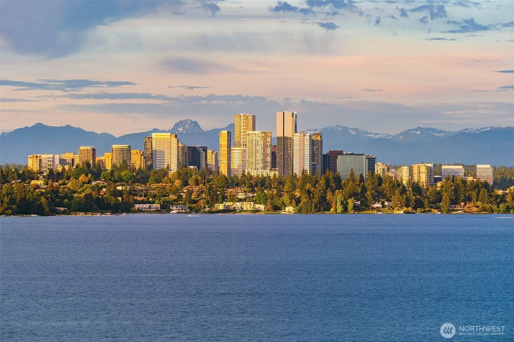 Photo of 603 Wellington Avenue, Seattle, WA 98122 (MLS # 2446108)