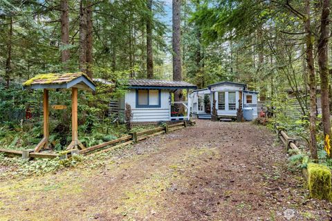 Photo of 147 6 Chanterelle Drive, Deming, WA 98244 (MLS # 2367740)
