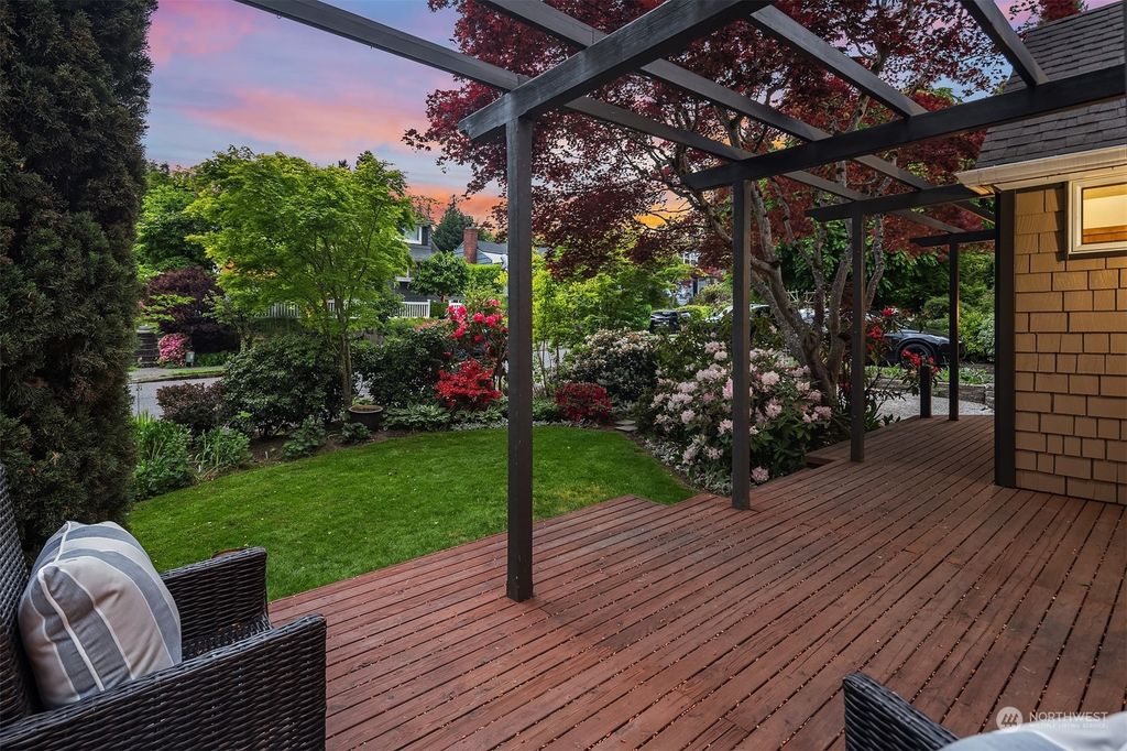 Photo of 7300 53rd Avenue NE, Seattle, WA 98115 (MLS # 2238588)