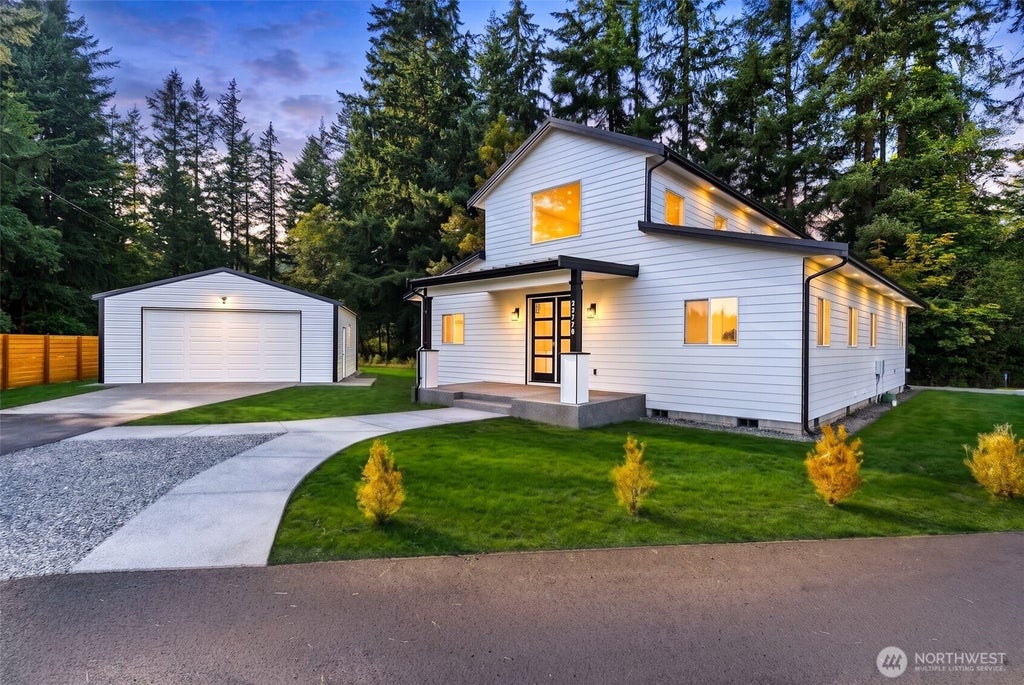 Photo of 3900 228th Avenue SE, Enumclaw, WA 98022 (MLS # 2587771)