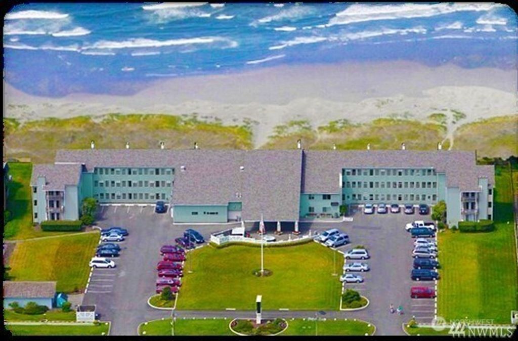 Photo of 643 Ocean Shores Boulevard NW #103, Ocean Shores, WA 98569 (MLS # 2472827)