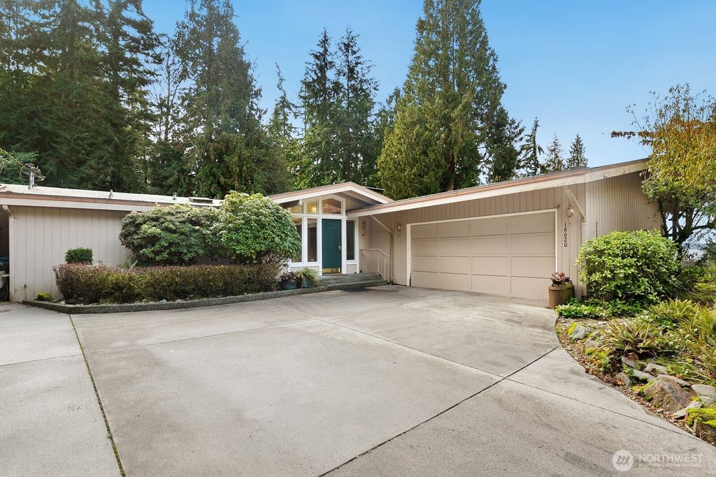 Photo of 16620 72nd Avenue W, Edmonds, WA 98026 (MLS # 2338299)