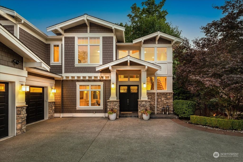 Photo of 15339 NE 106th Court, Redmond, WA 98052 (MLS # 2263185)