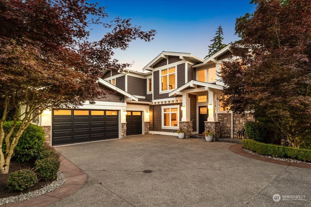 Photo of 15339 NE 106th Court, Redmond, WA 98052 (MLS # 2263185)
