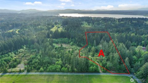 Photo of 8511 Schirm Road NW, Olympia, WA 98502 (MLS # 2521353)