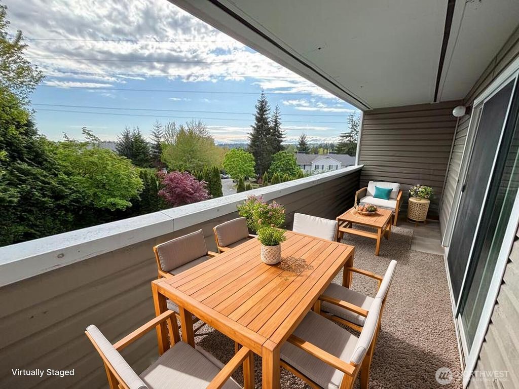 Photo of 12429 NE 130th Court #G201, Kirkland, WA 98034 (MLS # 2369355)