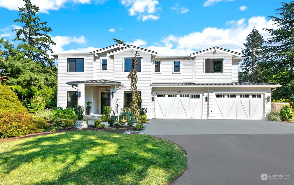 Photo of 4280 Shoreclub Drive, Mercer Island, WA 98040 (MLS # 2149224)