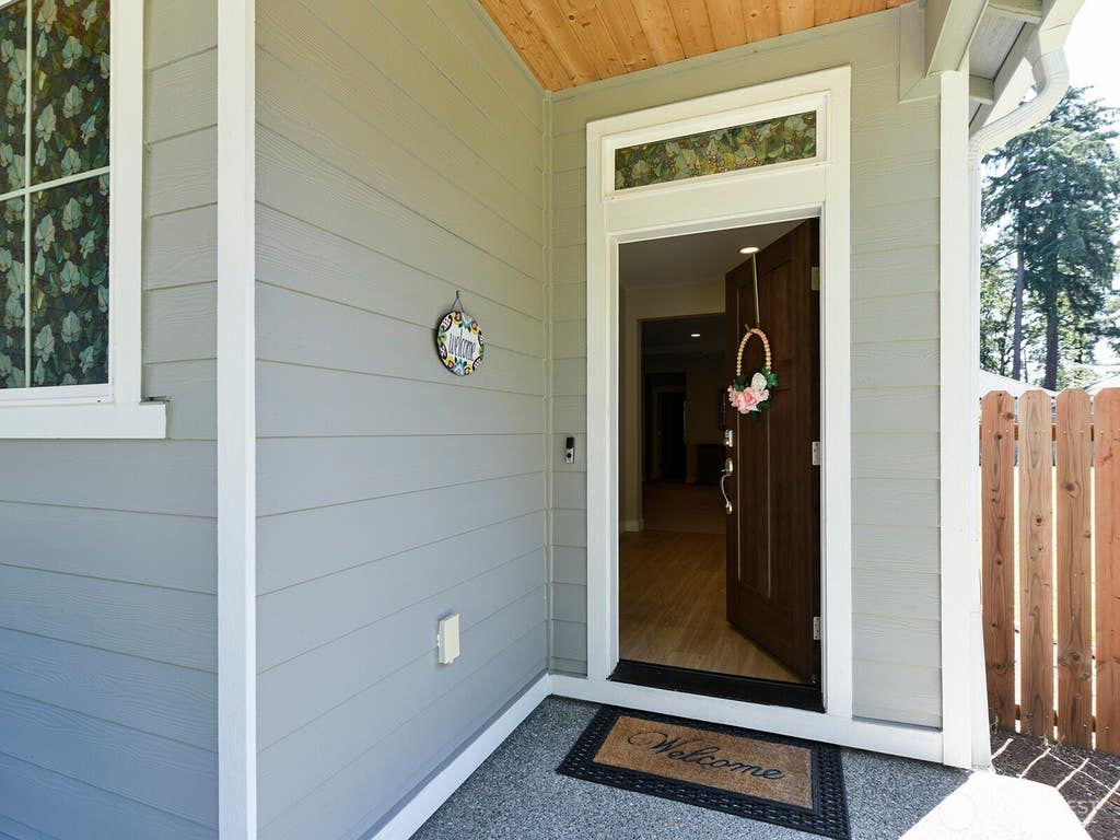 Photo of 12825 Lakeholme Road SW, Lakewood, WA 98498 (MLS # 2520513)