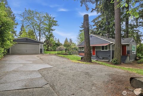 Photo of 1027 S 124th Street, Seattle, WA 98168 (MLS # 2523950)