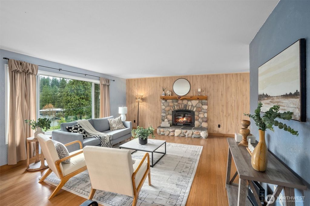 Photo of 8421 NE 169 Street, Kenmore, WA 98028 (MLS # 2347833)