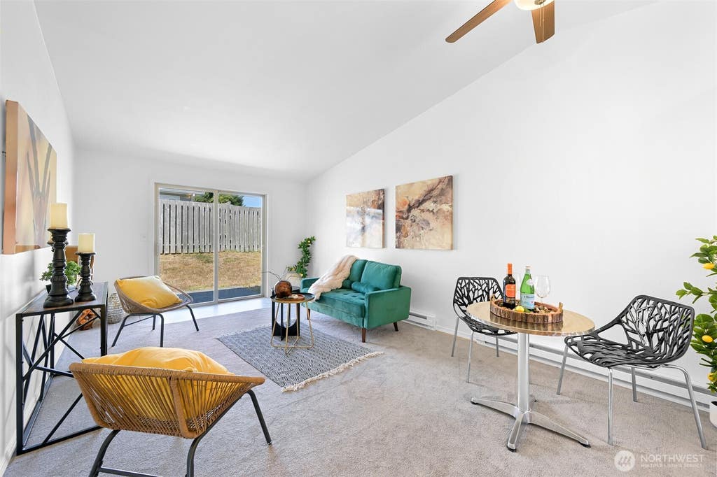 Photo of 3261 Hollywood Avenue, Bellingham, WA 98225 (MLS # 2568810)