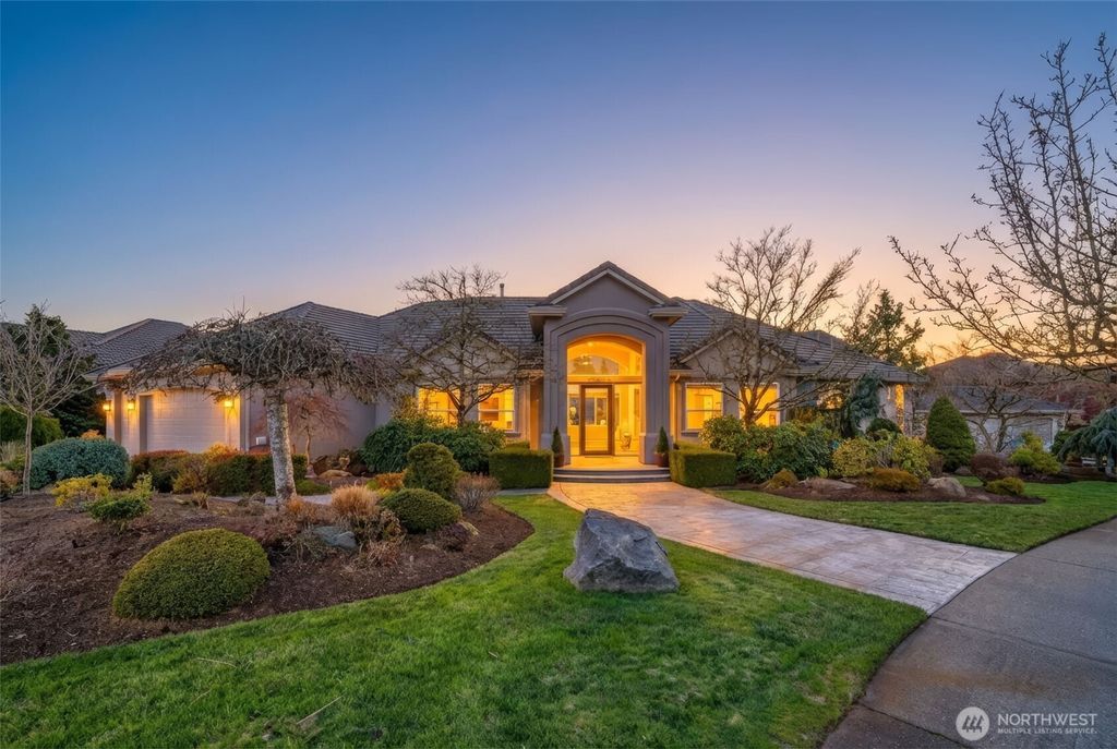 Photo of 2305 NW Douglas Street, Camas, WA 98607 (MLS # 2460630)