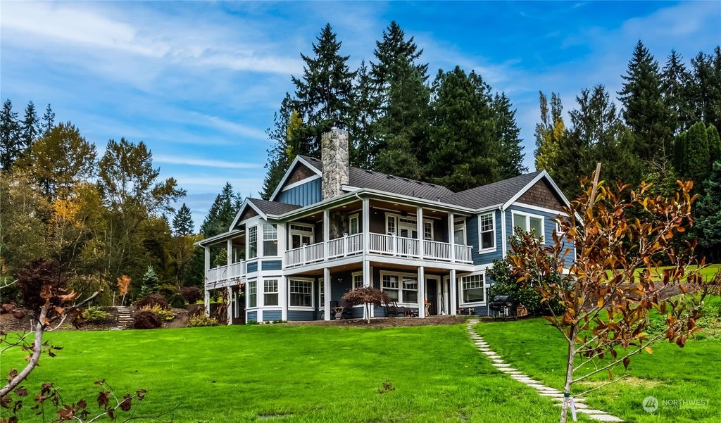 Photo of 7124 Maltby Road, Woodinville, WA 98072 (MLS # 2180845)