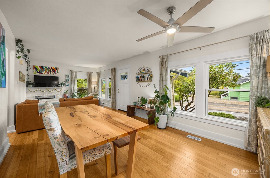 Photo of 3421 SW Trenton Street, Seattle, WA 98126 (MLS # 2585177)