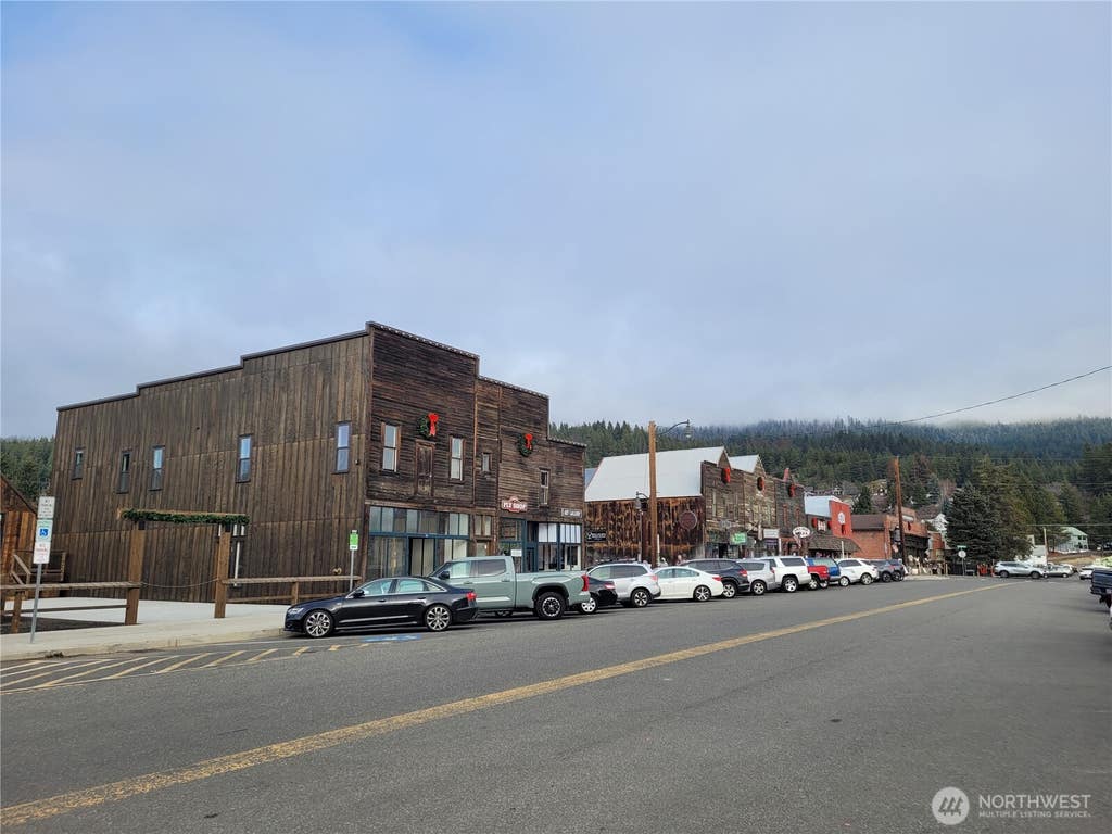 Photo of 115 W Pennsylvania Avenue #B, Roslyn, WA 98941 (MLS # 2572875)