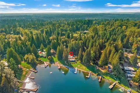 Photo of 31602 W Lake Morton Drive SE, Kent, WA 98042 (MLS # 2545085)