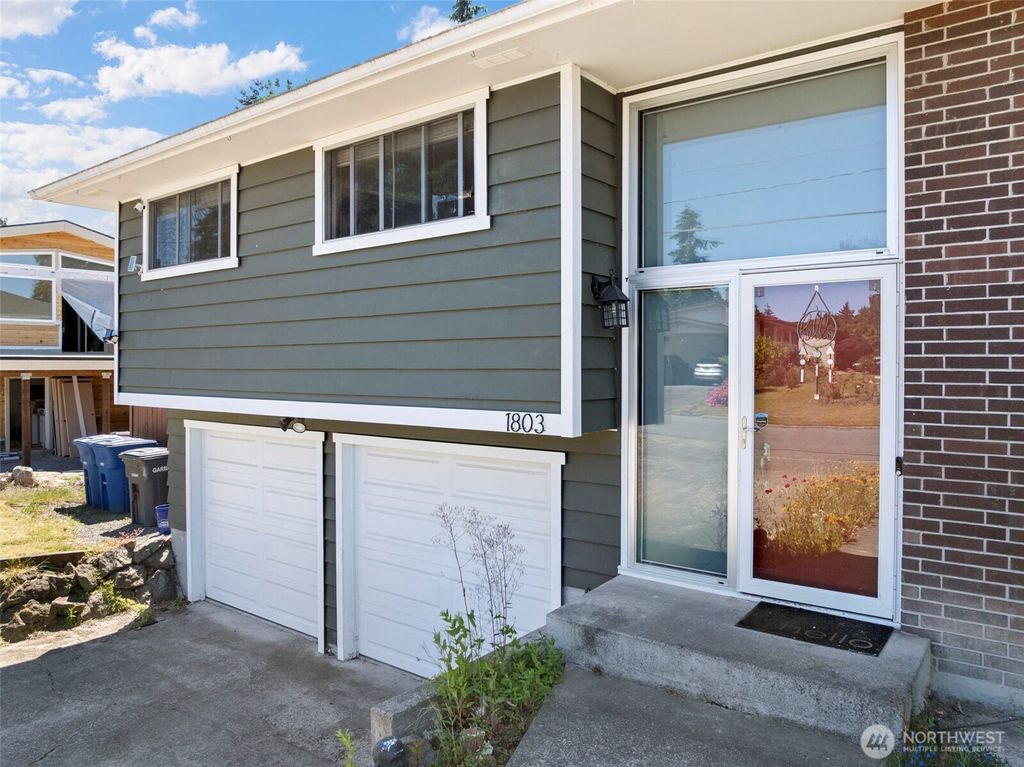 Photo of 1803 S 232nd Street, Des Moines, WA 98198 (MLS # 2543052)