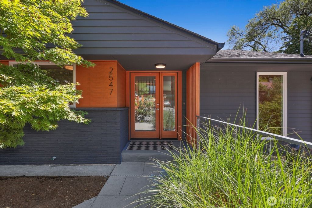 Photo of 2547 NE 83rd Street, Seattle, WA 98115 (MLS # 2531590)