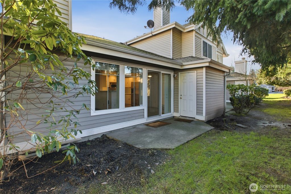 Photo of 5608 S 231st Place #9-4, Kent, WA 98032 (MLS # 2480026)