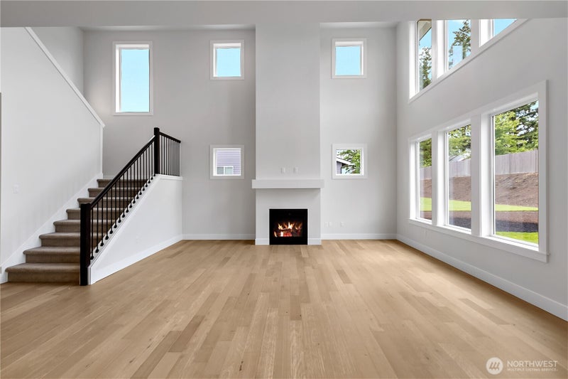 1441 Lockridge Loop E 1