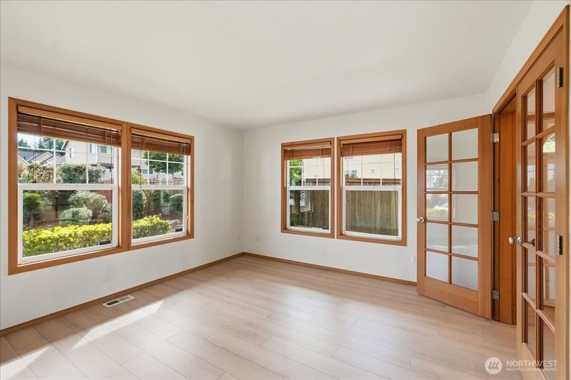 36009 9th Court SW