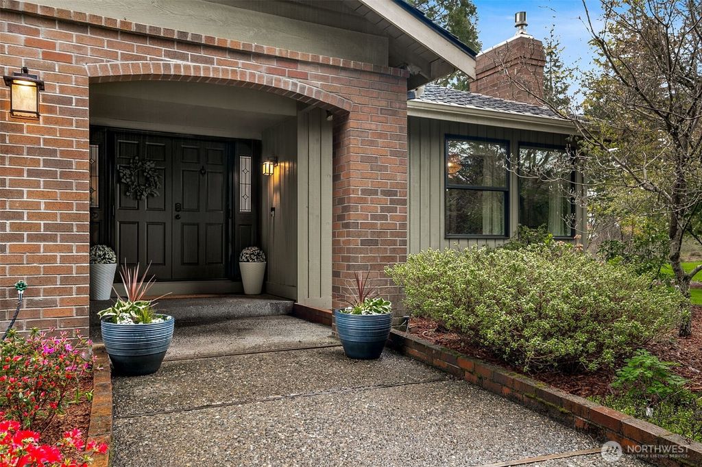 Photo of 23635 SE 225th Street, Maple Valley, WA 98038 (MLS # 2356659)