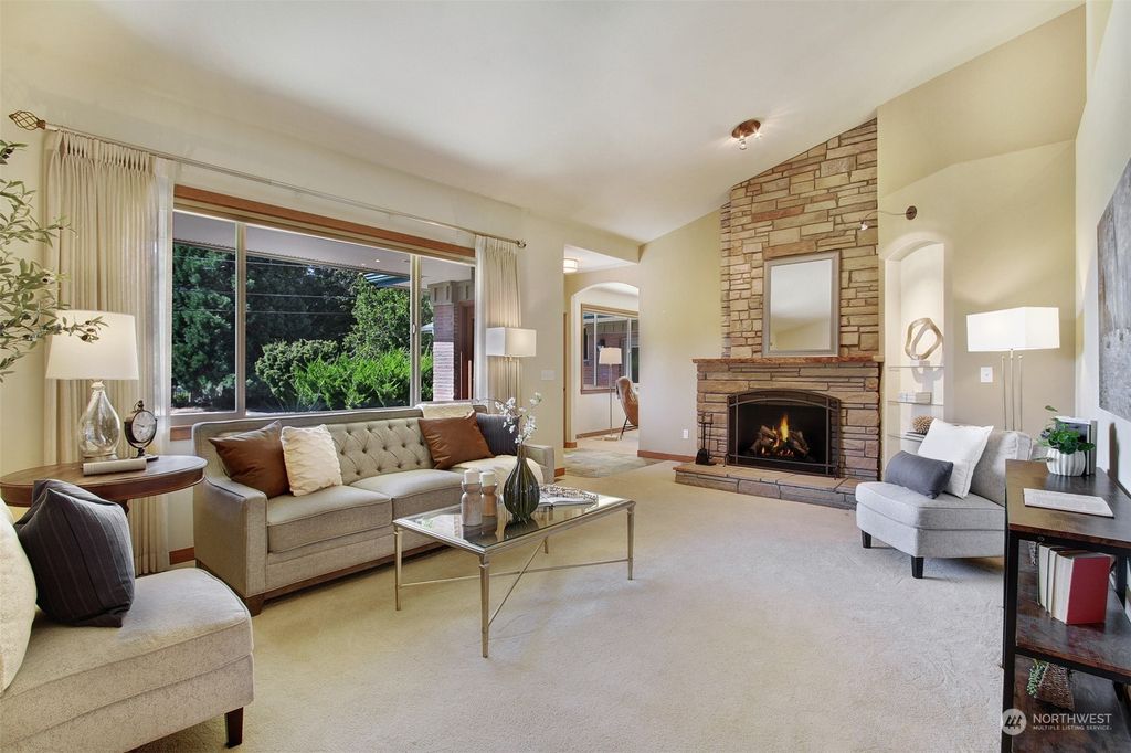 Photo of 19610 Marine View Drive SW, Normandy Park, WA 98166 (MLS # 2273236)