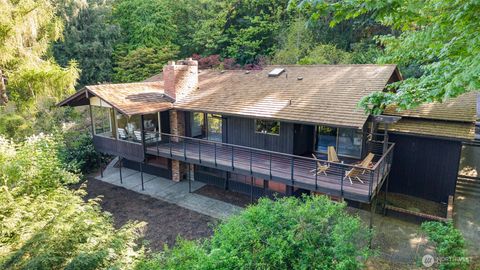 Photo of 797 NW Culbertson Drive, Seattle, WA 98177 (MLS # 2515040)