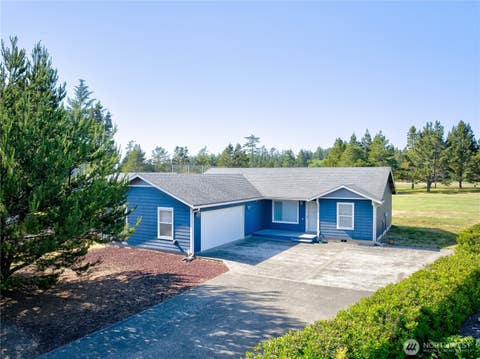 Photo of 1405 314th Place, Ocean Park, WA 98640 (MLS # 2543867)