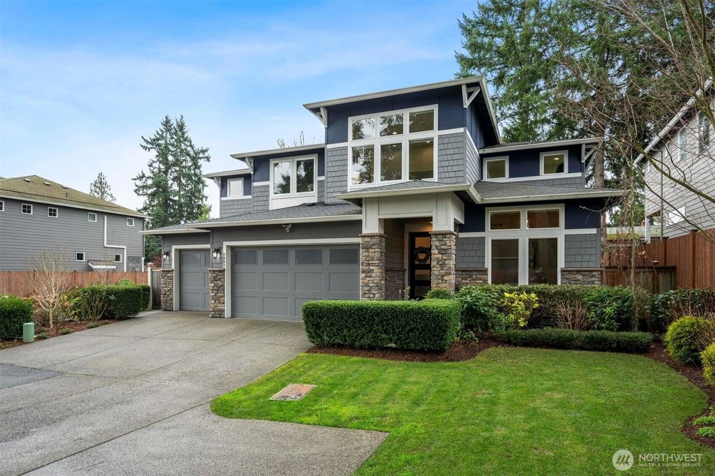 Photo of 2003 204th Street SW, Lynnwood, WA 98036 (MLS # 2466752)