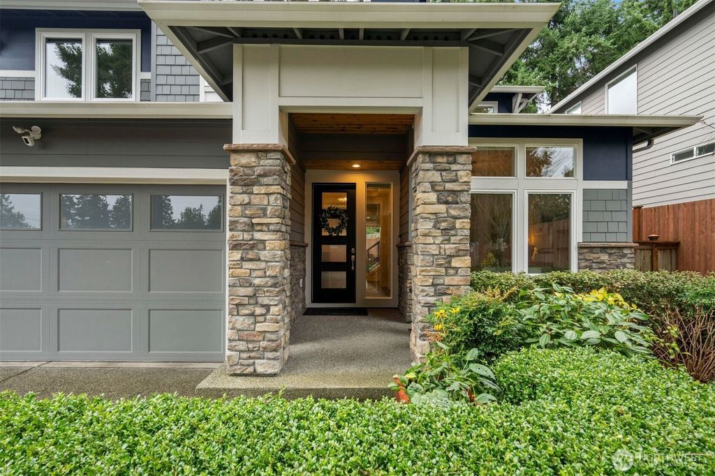 Photo of 2003 204th Street SW, Lynnwood, WA 98036 (MLS # 2466752)