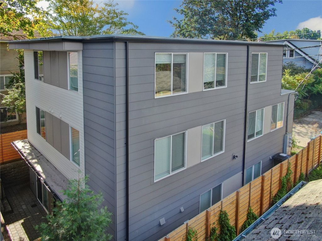 Photo of 4709 B 8th Avenue NE, Seattle, WA 98105 (MLS # 2486689)