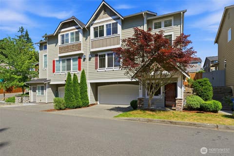 Photo of 27912 31st Place S, Auburn, WA 98001 (MLS # 2550396)