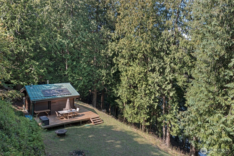 142 Hideaway Lane