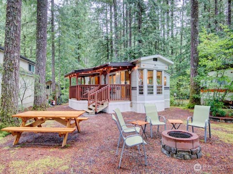 Photo of 51 6 Riverside Drive, Deming, WA 98244 (MLS # 2572641)