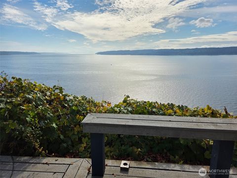 24 View Place Hat Island WA 98206