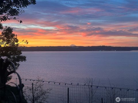 Photo of 24 J View Place, Hat Island, WA 98206 (MLS # 2446501)