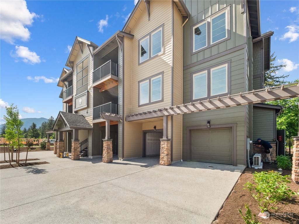 Photo of 1850 SE 12th Place #304, North Bend, WA 98045 (MLS # 2326470)