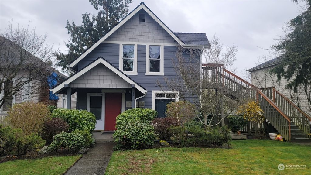 Photo of 3515 Oakes Avenue, Everett, WA 98201 (MLS # 2051625)