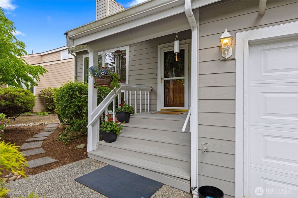 Photo of 12217 5th Place W #5A, Everett, WA 98204 (MLS # 2520570)