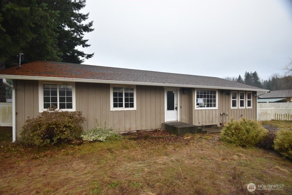 Photo of 1185 Riddle Street, Darrington, WA 98241 (MLS # 2460596)