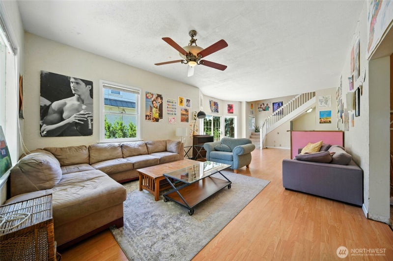 821 Valencia Street