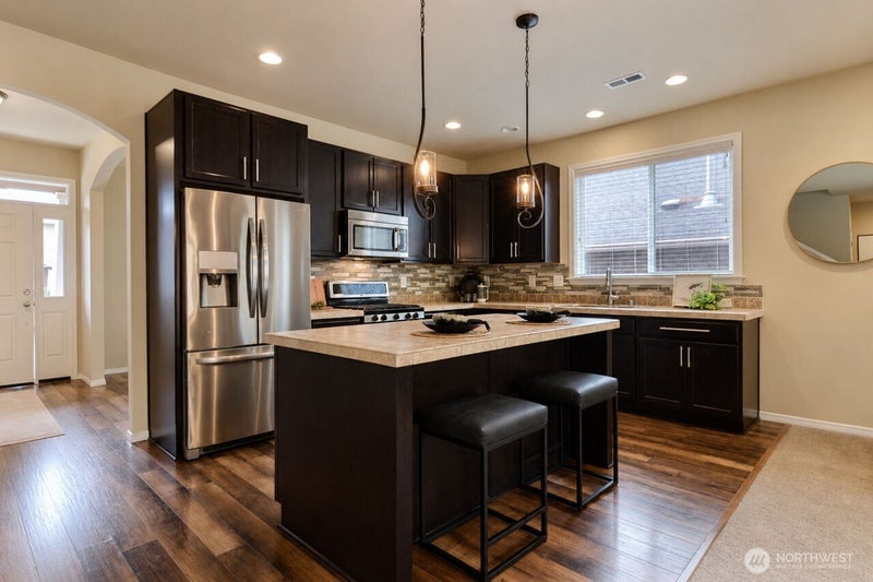 11244 Borgen Loop