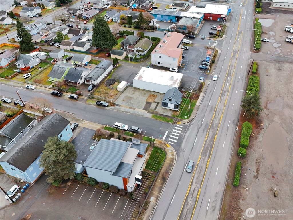 Photo of 1002 A Street SE, Auburn, WA 98002 (MLS # 2464185)