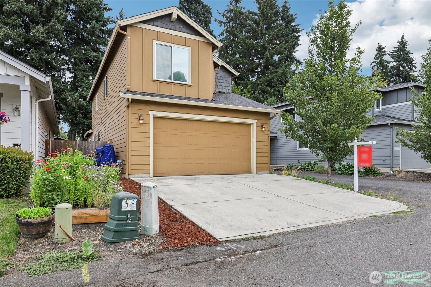 2305 NE 94th Court