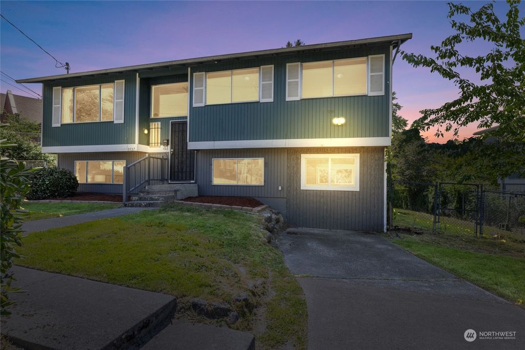 Photo of 3127 S Walden Street, Seattle, WA 98144 (MLS # 2077273)