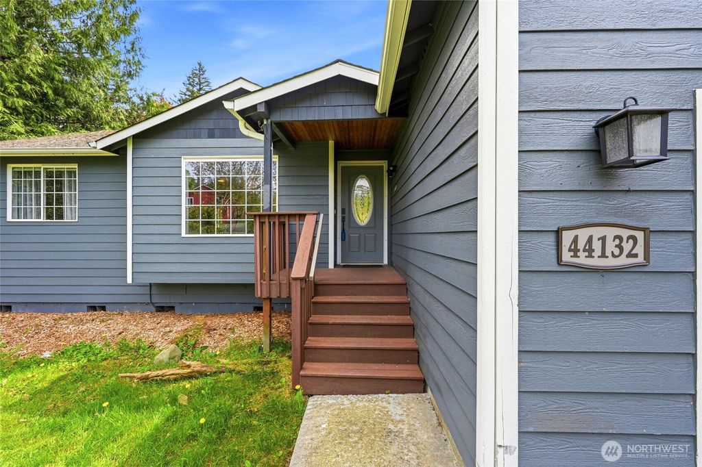 Photo of 44132 Fir Road, Gold Bar, WA 98251 (MLS # 2514116)