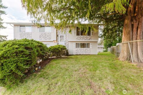 Photo of 6844 NE Helena Court, Bremerton, WA 98311 (MLS # 2477312)